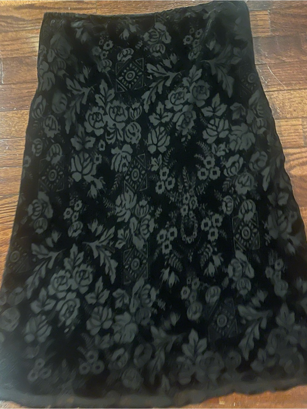 Velvet skirt